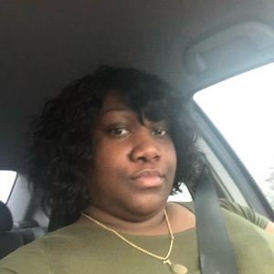 Meet your Posher, Shara